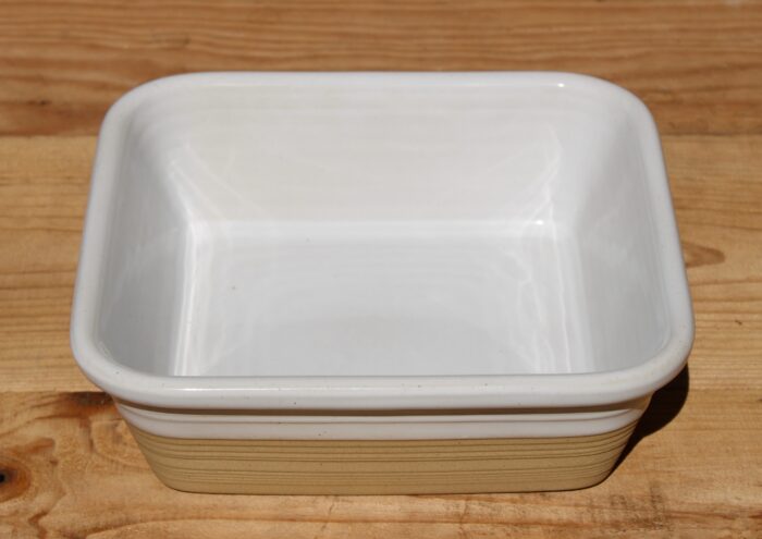 Plat à four